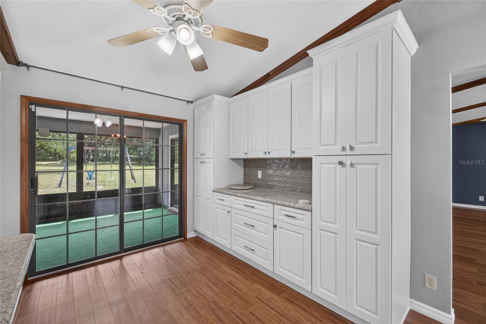 Built-in cabinetr - 5200 SW 31ST ST, OCALA