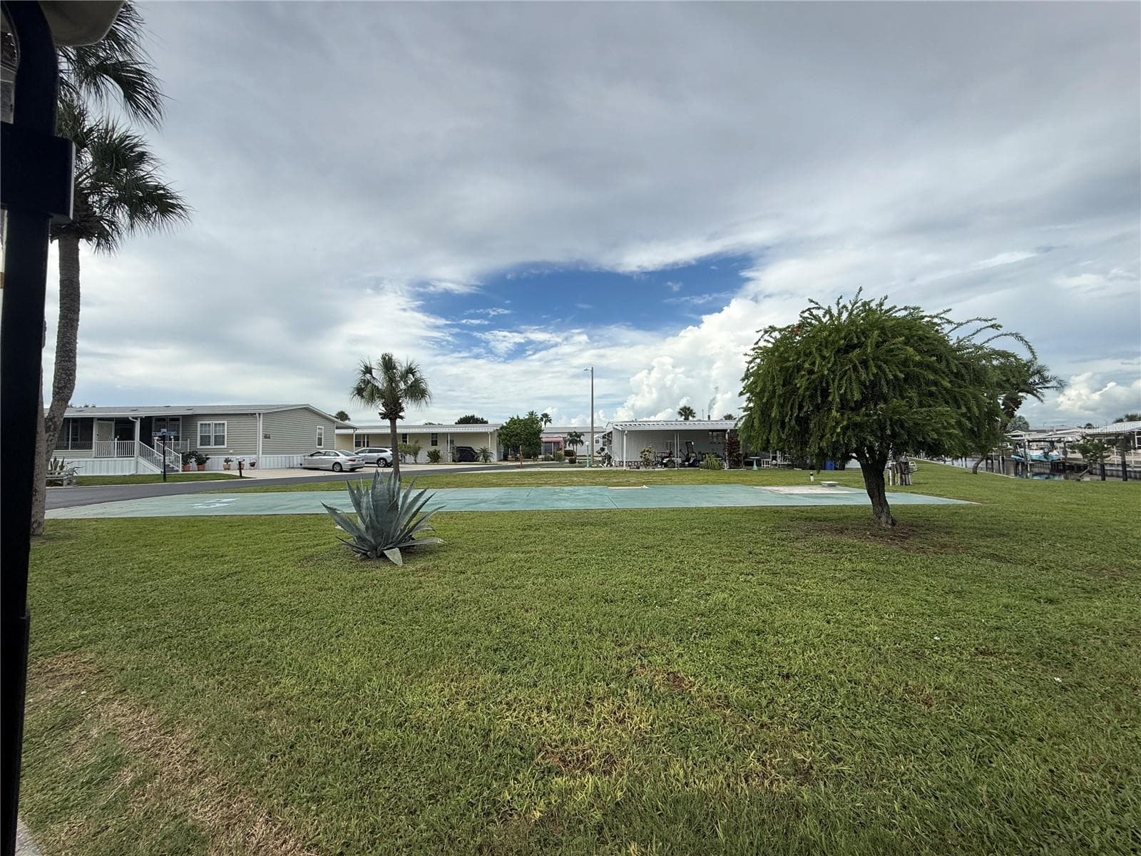 101 E SAINT LUCIA LOOP