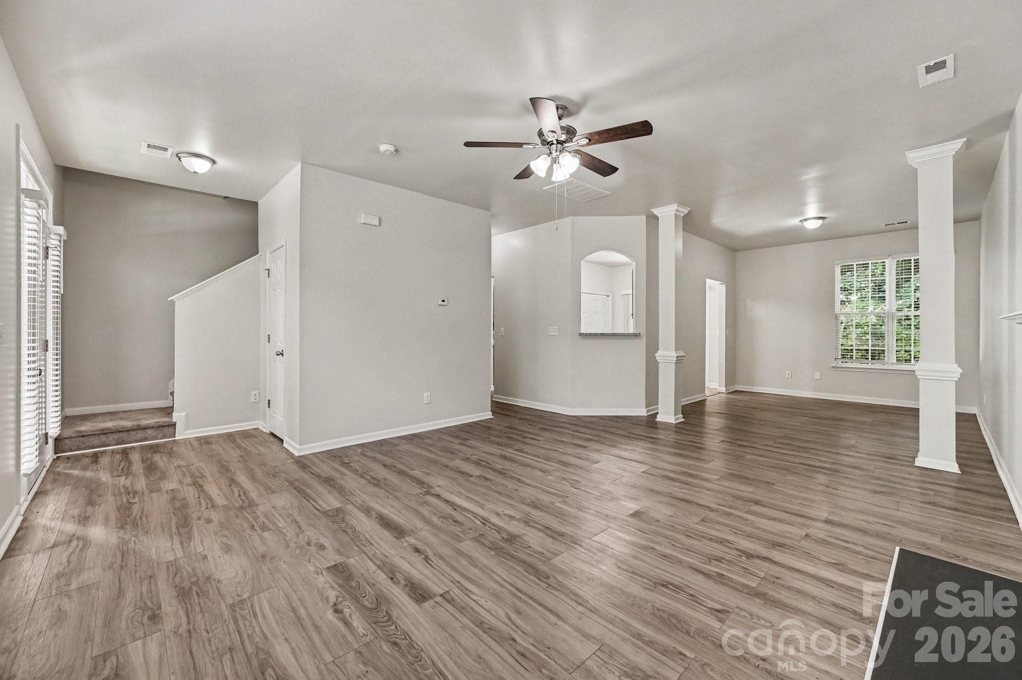 Single Family Residence at 4731 Canipe Drive, Charlotte, photo 4 of 26