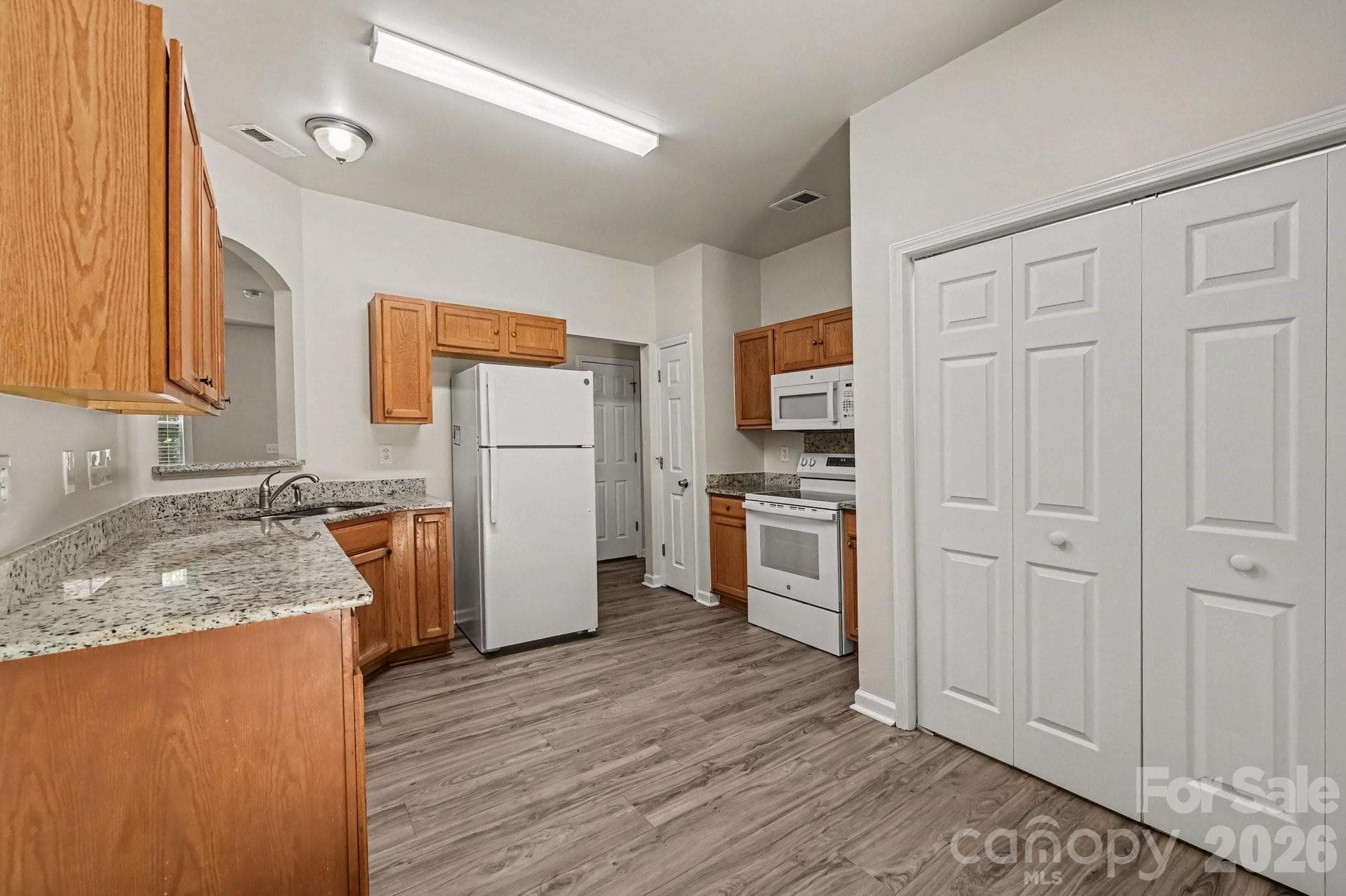 Single Family Residence at 4731 Canipe Drive, Charlotte, photo 9 of 26