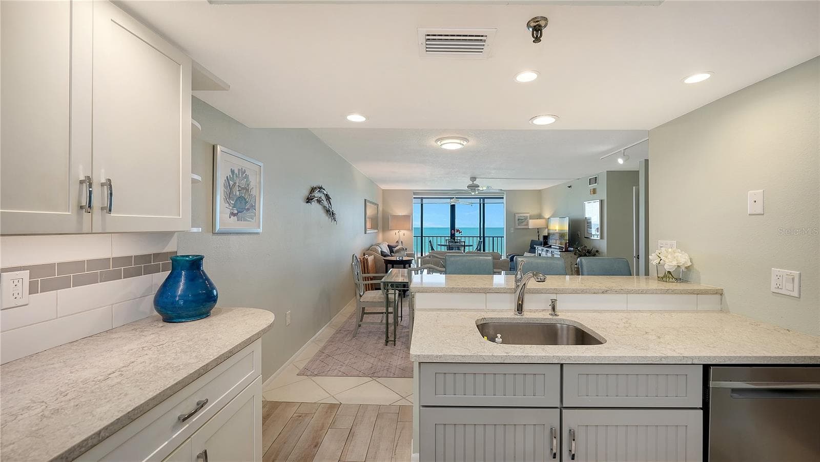 Condominium at 4525 GULF OF MEXICO DR #204, LONGBOAT KEY, photo 9 of 40
