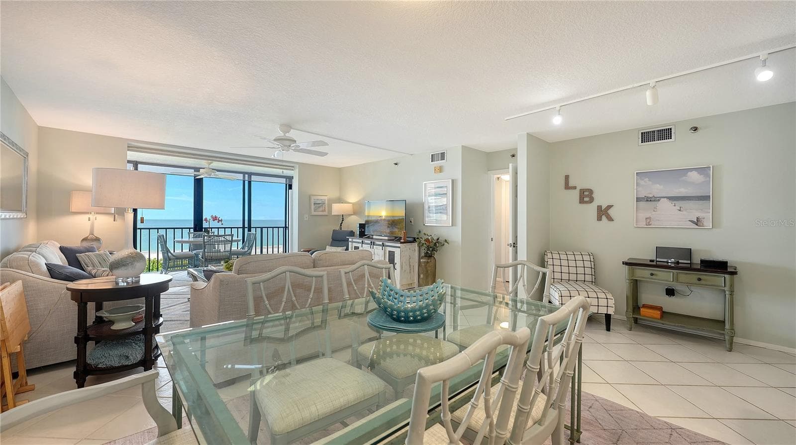 Condominium at 4525 GULF OF MEXICO DR #204, LONGBOAT KEY, photo 13 of 40