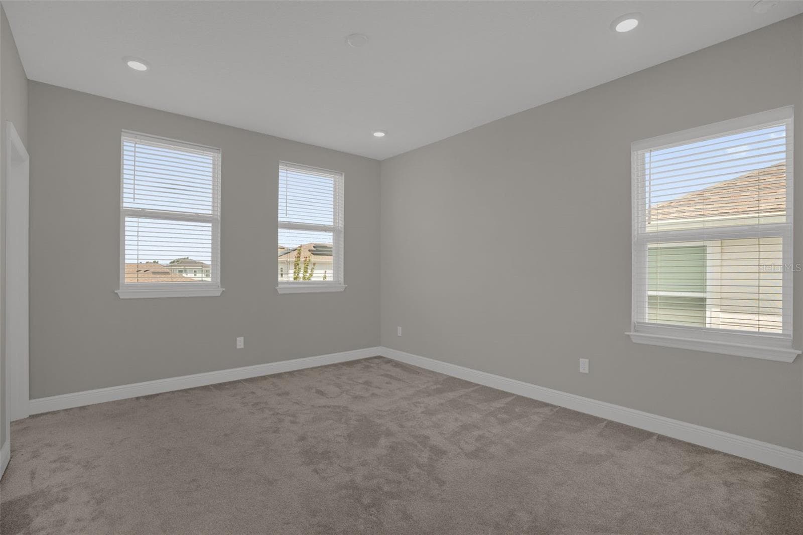 Townhouse at 6495 CYRILS DR, ST CLOUD, photo 20 of 32