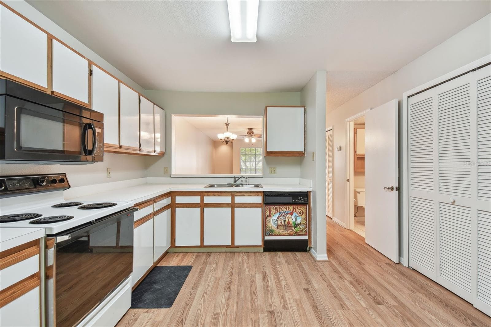 Condominium at 5100 BURCHETTE RD #1804, TAMPA, photo 18 of 85
