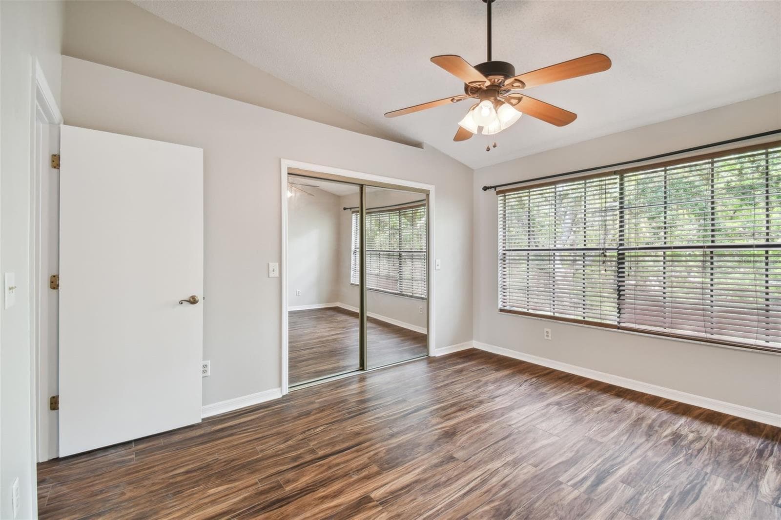 Condominium at 5100 BURCHETTE RD #1804, TAMPA, photo 30 of 85