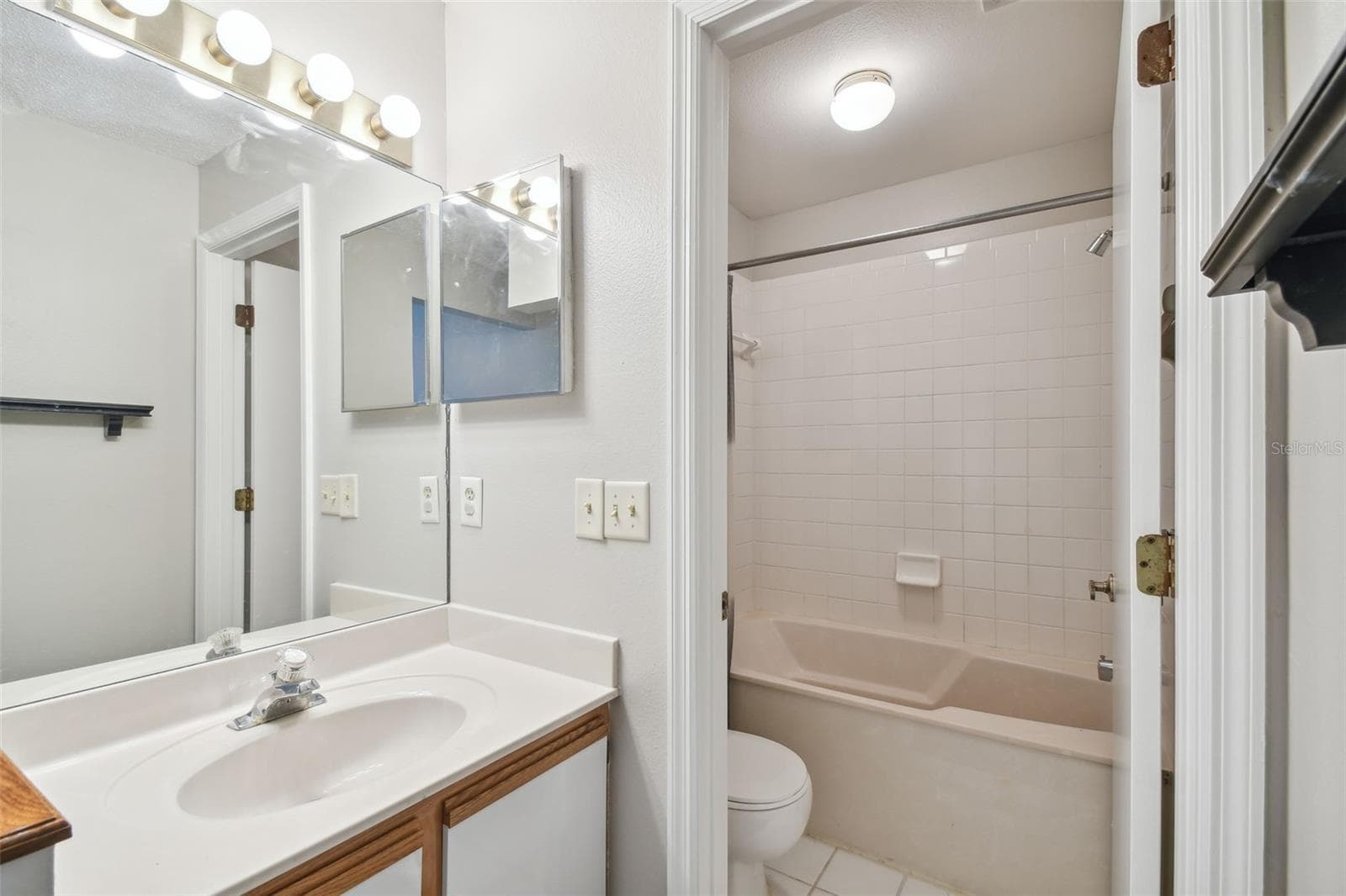 Condominium at 5100 BURCHETTE RD #1804, TAMPA, photo 39 of 85