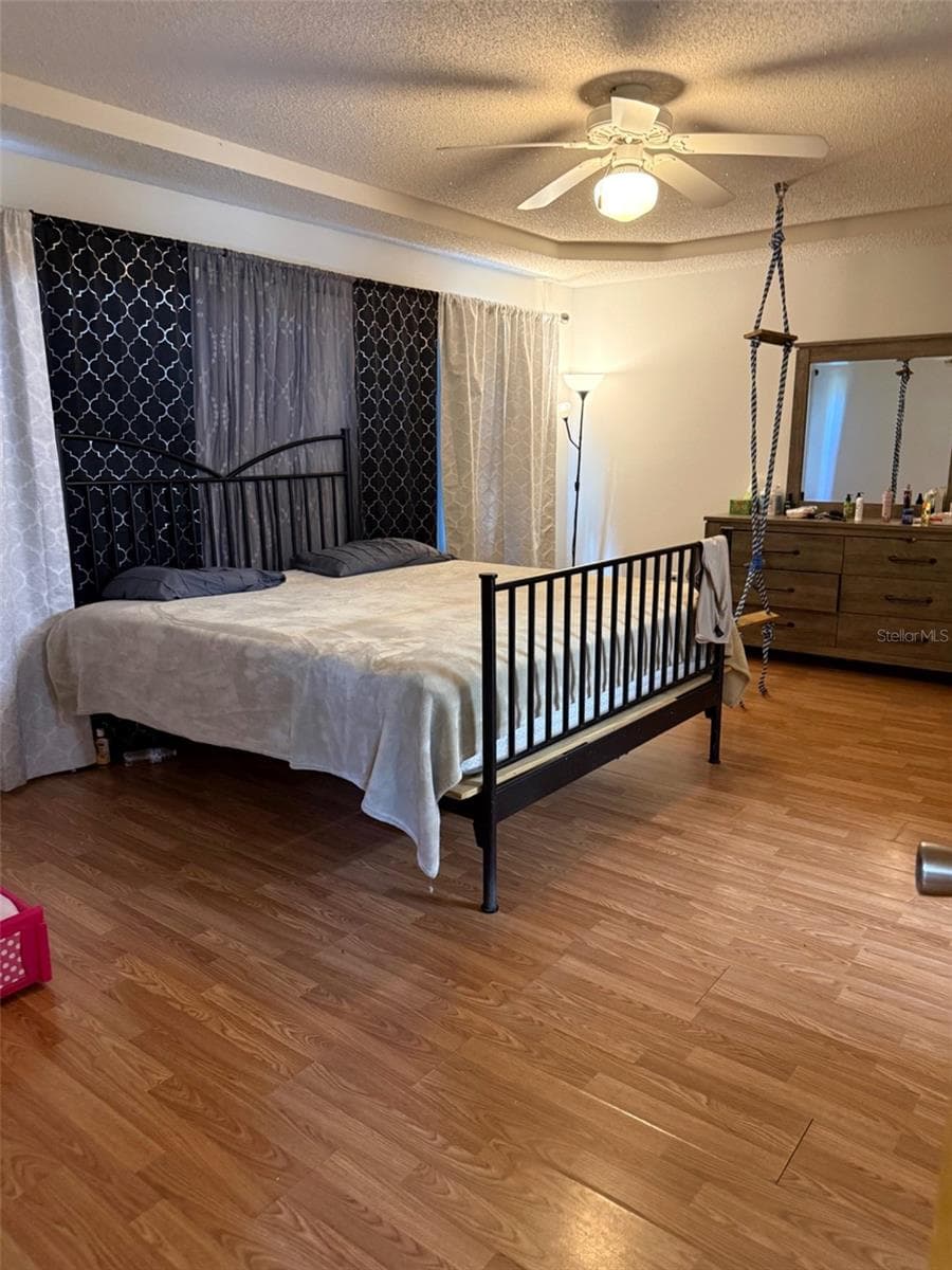 Master bedroom - 16804 SW 39TH CIR, OCALA