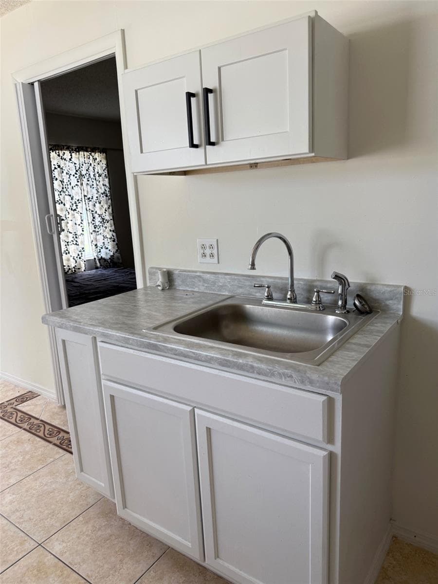 kitchen - 16804 SW 39TH CIR, OCALA