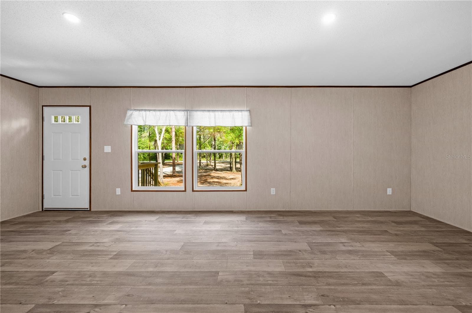 Manufactured Home at 8050 NE 102ND CT, BRONSON, photo 6 of 34