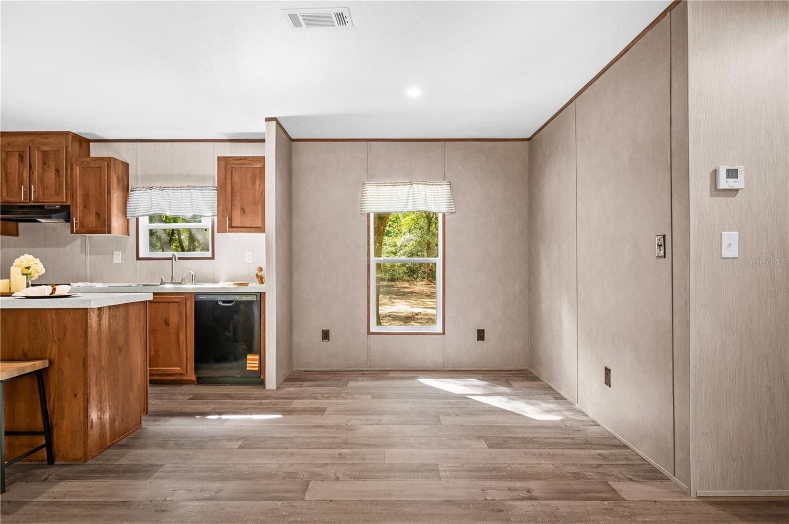 Manufactured Home at 8050 NE 102ND CT, BRONSON, photo 15 of 34