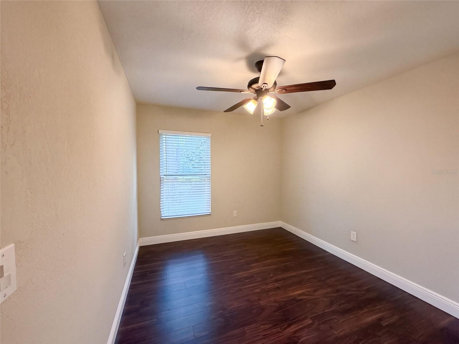 Single Family Residence at 881 VICKSBURG ST, DELTONA, photo 14 of 25