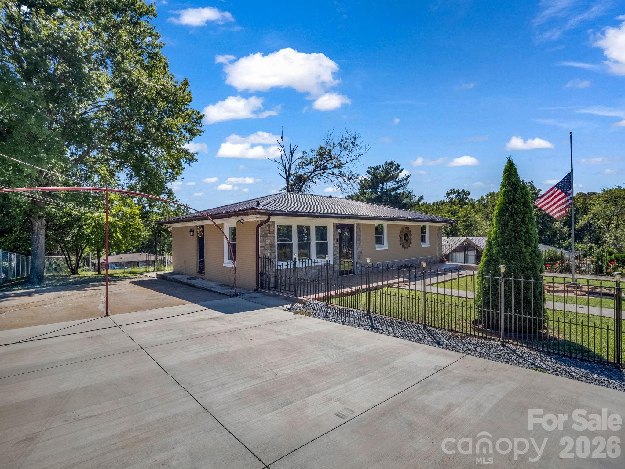 Single Family Residence at 191 Sycamore Street, Forest City, photo 3 of 21