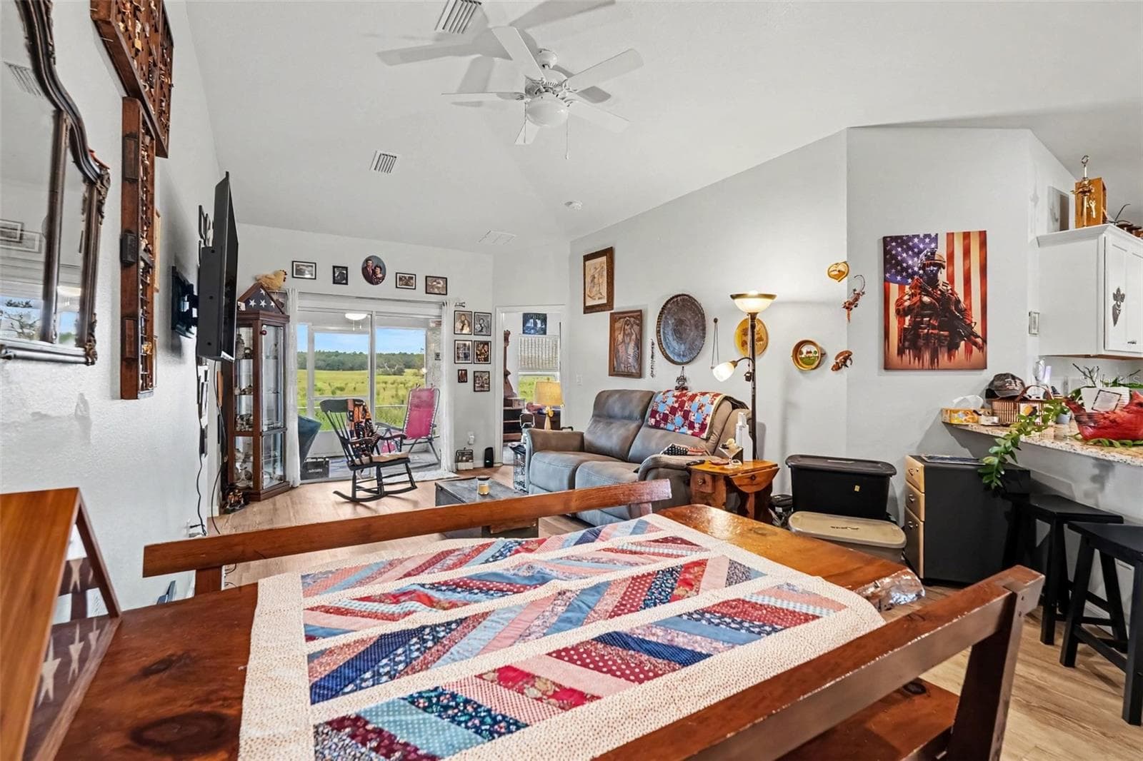 Single Family Residence at 10541 S DREW BRYANT CIR, FLORAL CITY, photo 10 of 32