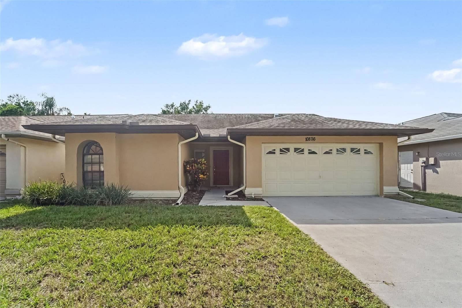 10826 CLAYMONT DR