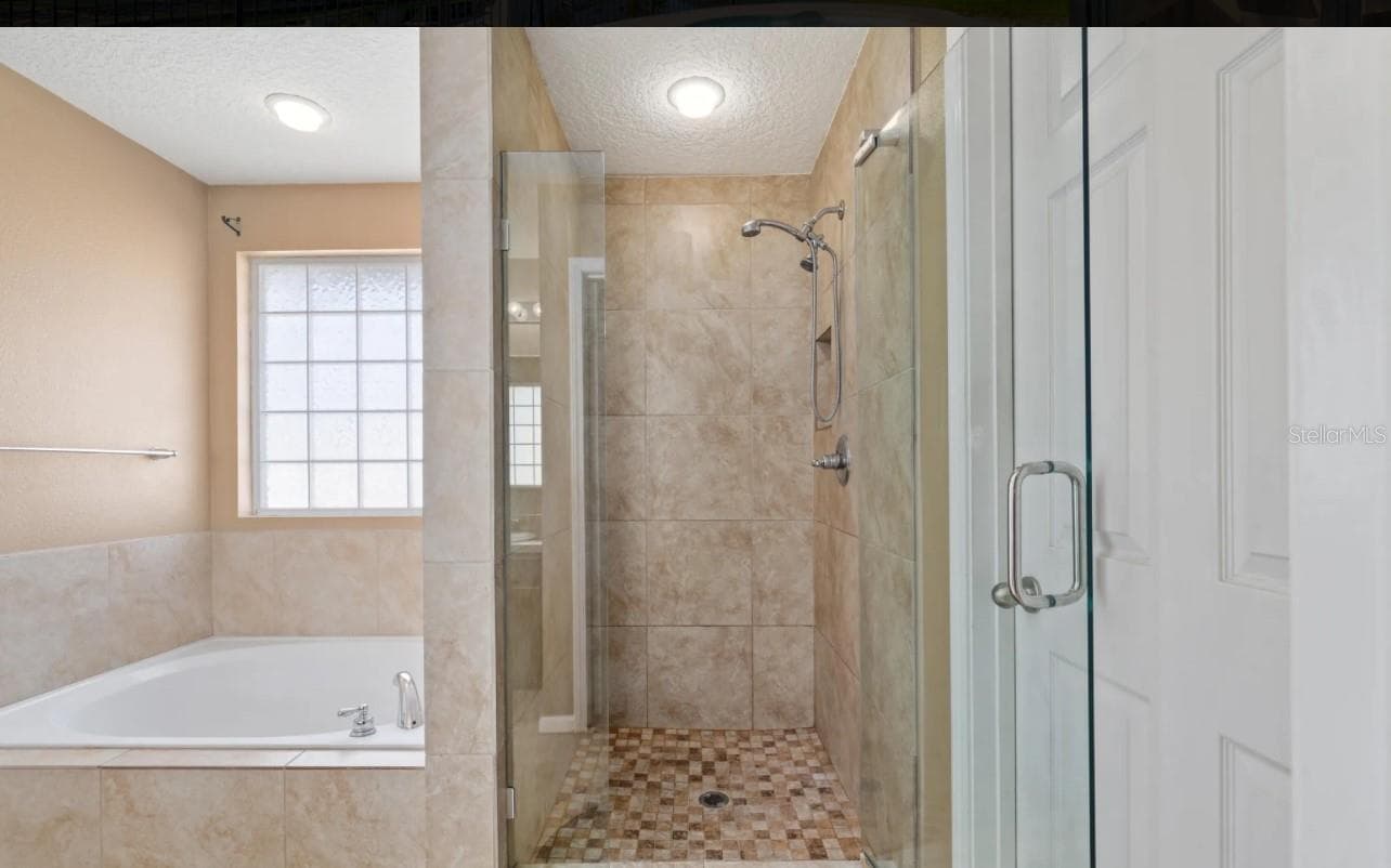 Single Family Residence at 9712 WOODSTONE MILL DR, JACKSONVILLE, photo 12 of 19