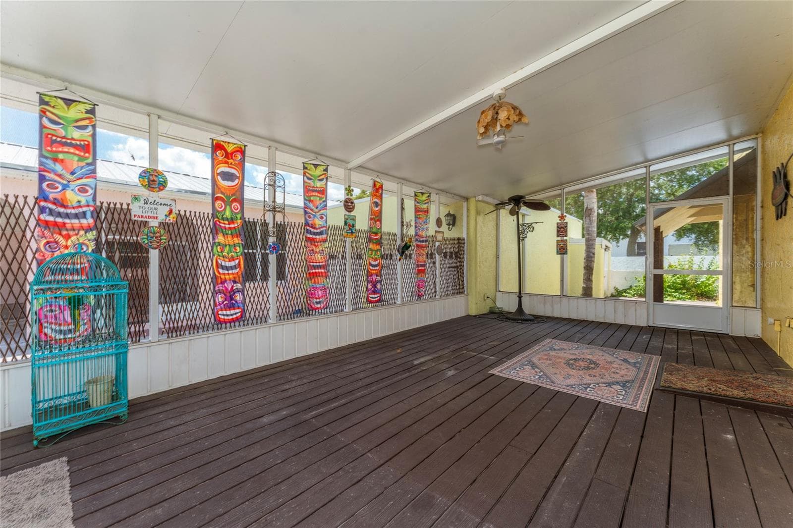 COVERED SCREENED FRONT PORCH - 815 LAKE JESSIE DR, WINTER HAVEN