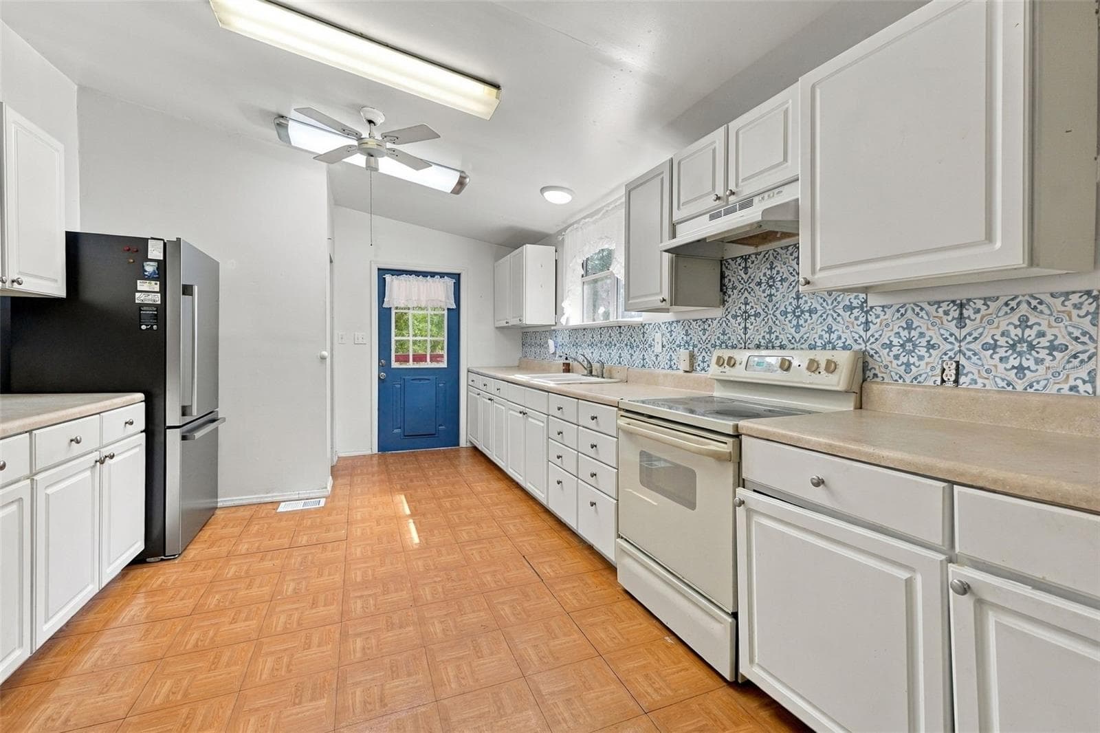 Manufactured Home at 4700 BERRY CT, KEYSTONE HEIGHTS, photo 10 of 35