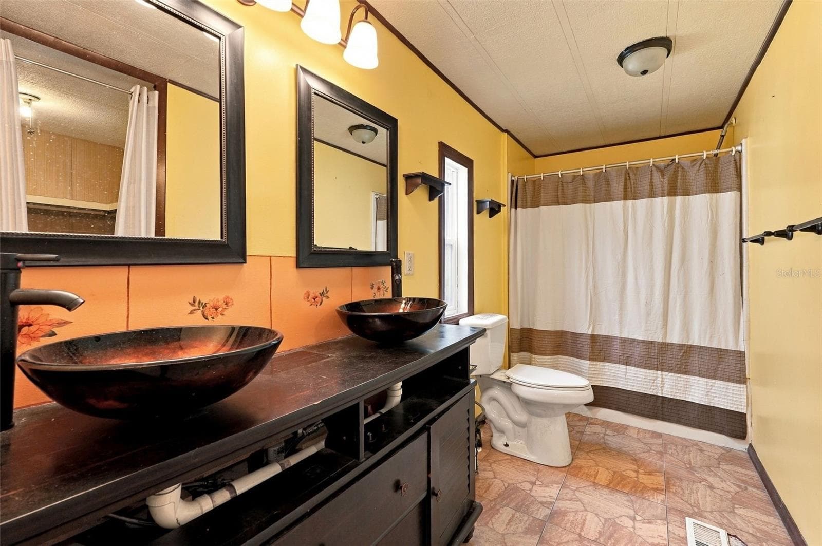 Manufactured Home at 4700 BERRY CT, KEYSTONE HEIGHTS, photo 16 of 35