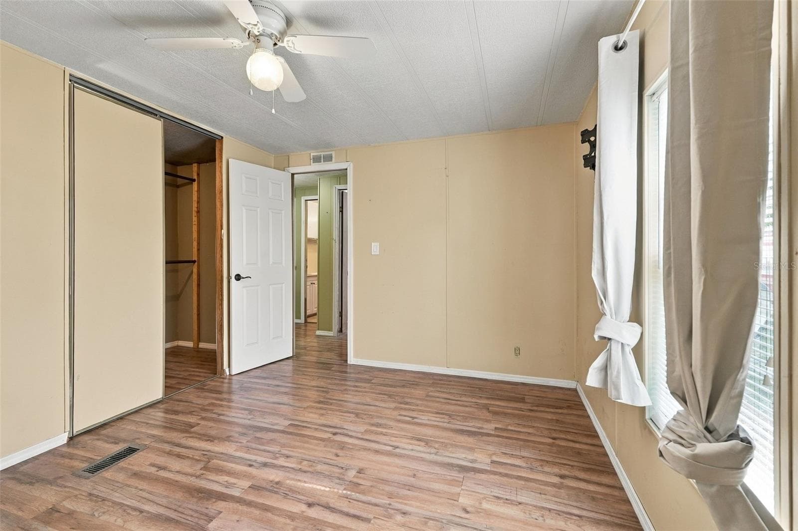 Manufactured Home at 4700 BERRY CT, KEYSTONE HEIGHTS, photo 17 of 35