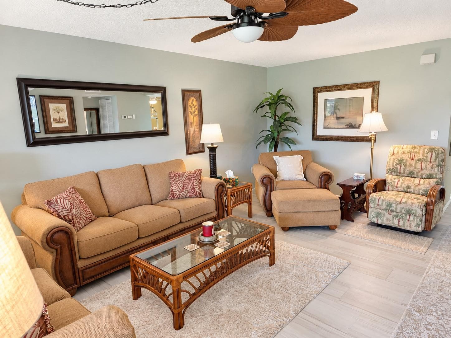 Condominium at 6459 EGRET LN #423, BRADENTON, photo 5 of 40