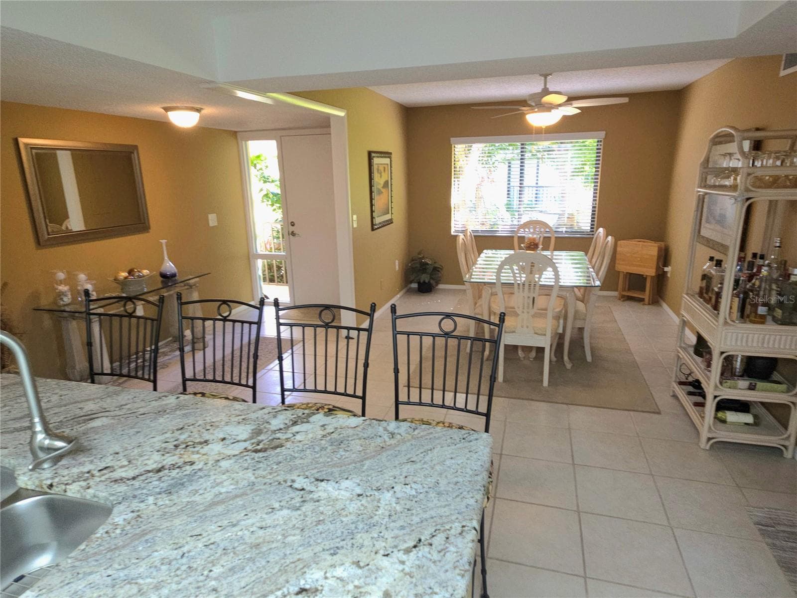 Condominium at 6459 EGRET LN #423, BRADENTON, photo 10 of 40