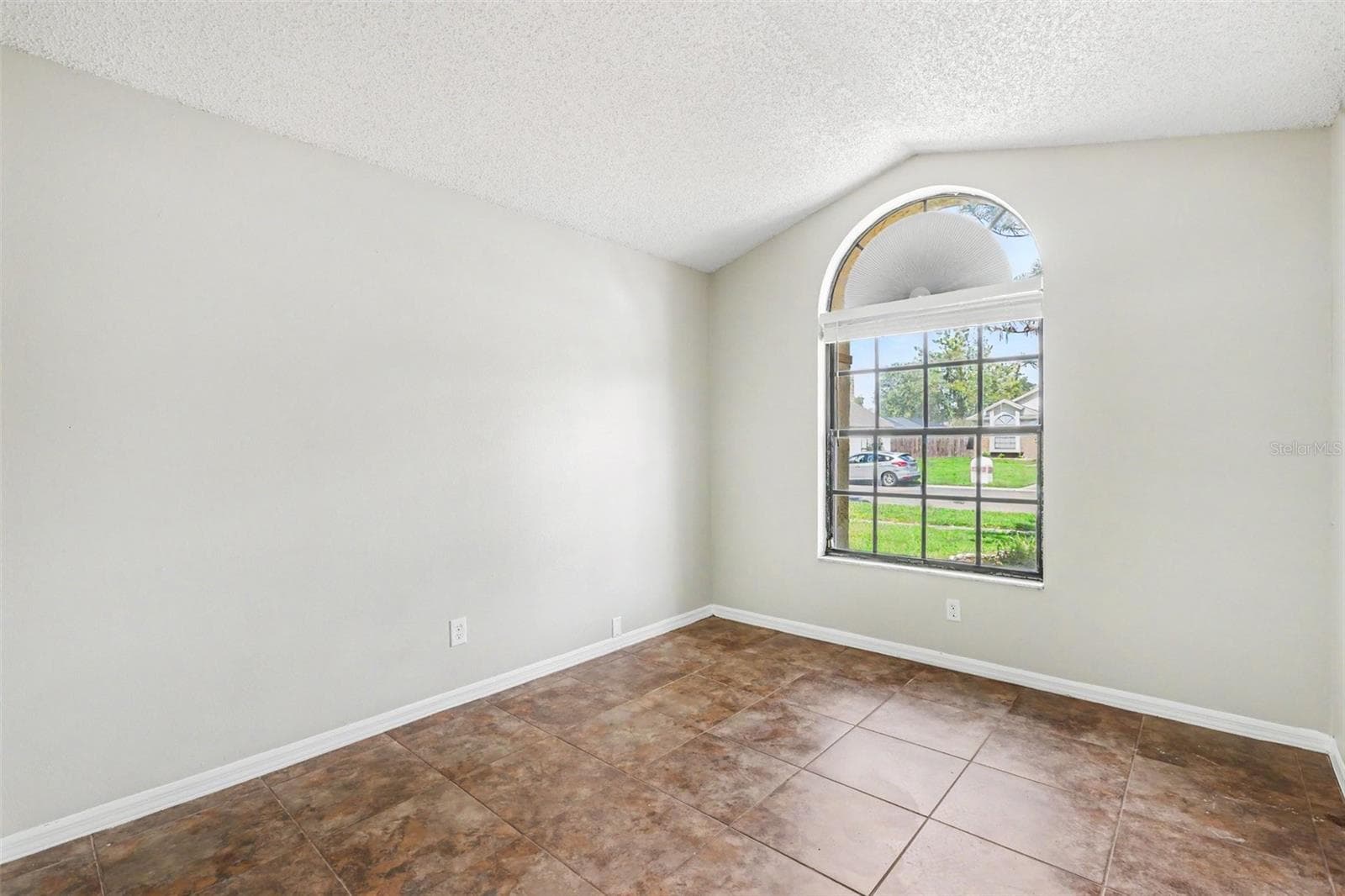 Single Family Residence at 4317 BARRET AVE, PLANT CITY, photo 12 of 16