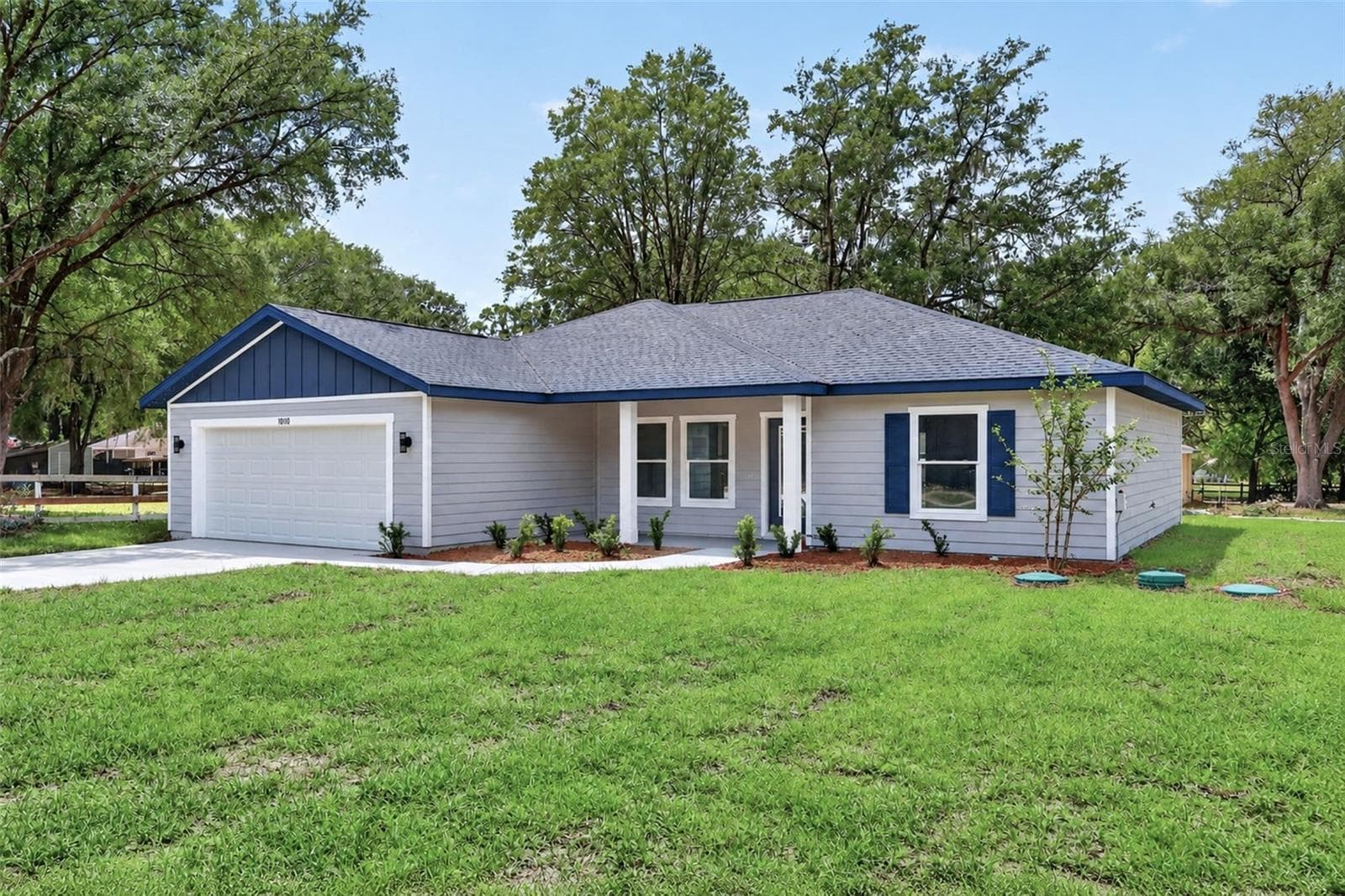 Single Family Residence at 13932 SW 104TH LN, DUNNELLON, photo 2 of 33