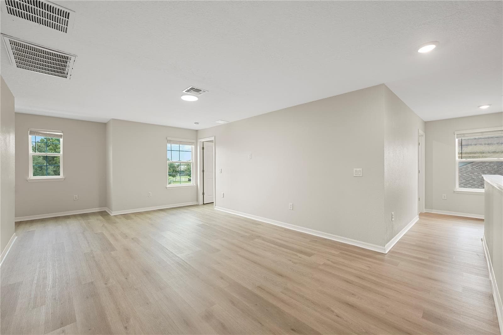 Loft - 2561 SKY STONE CT, OAKLAND