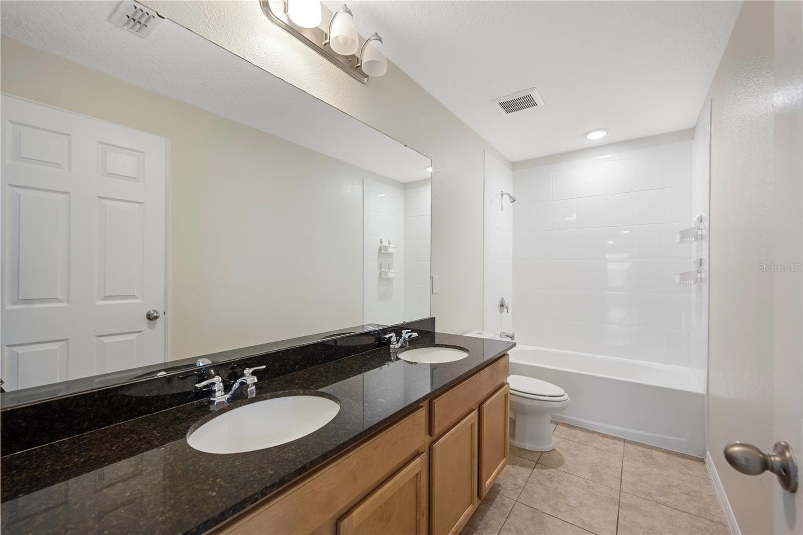 Second Bathroom - 2561 SKY STONE CT, OAKLAND