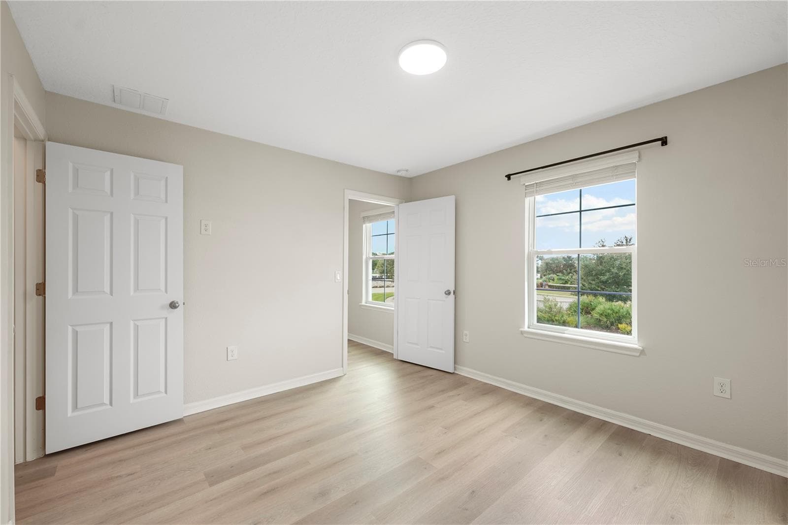 room 3 - 2561 SKY STONE CT, OAKLAND