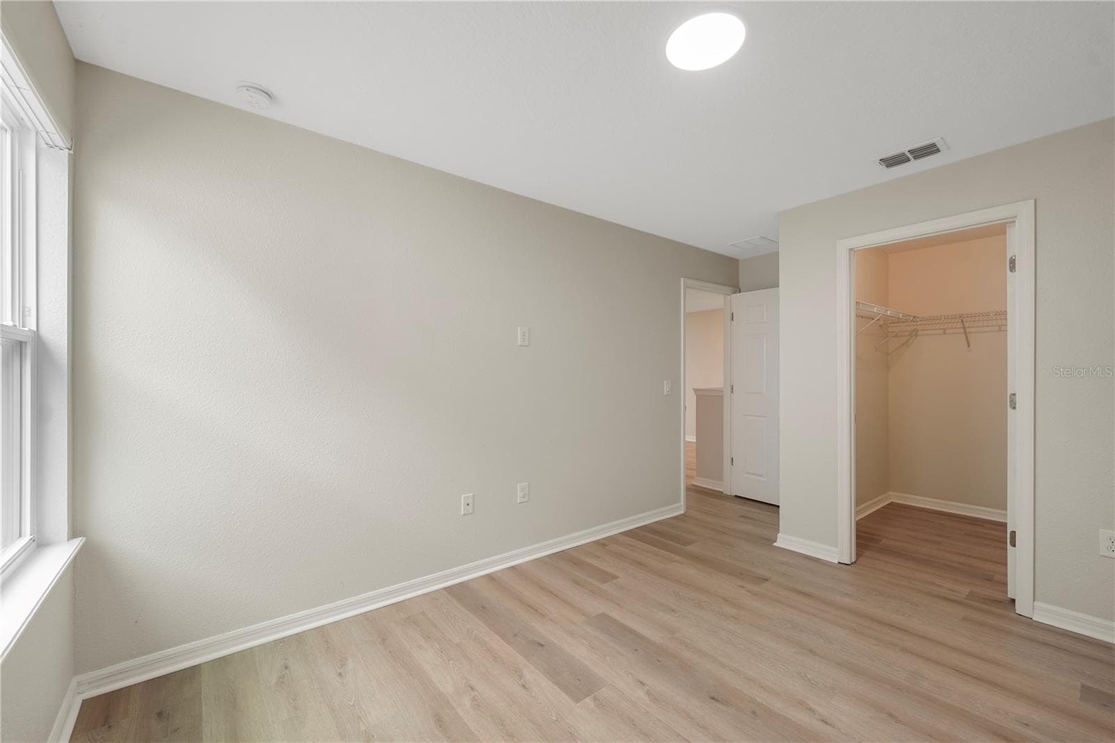 Room 4 - 2561 SKY STONE CT, OAKLAND