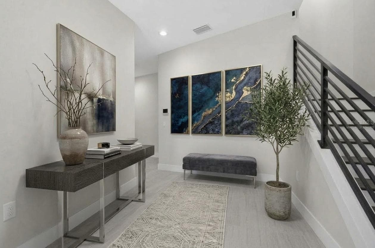 virtually staged foyer - 536 4TH AVE S #2, ST PETERSBURG