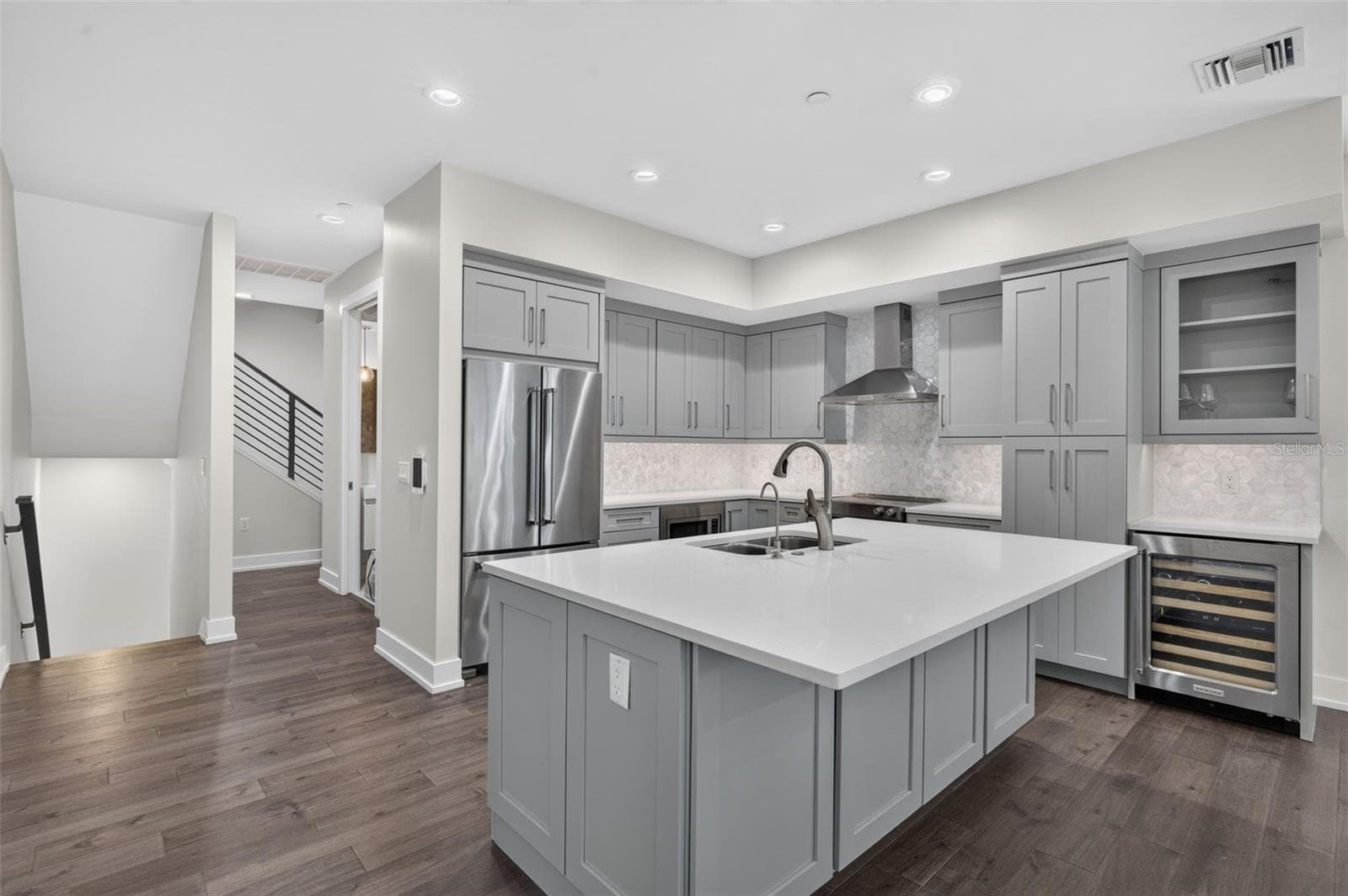 Condominium at 536 4TH AVE S #2, ST PETERSBURG, photo 25 of 59