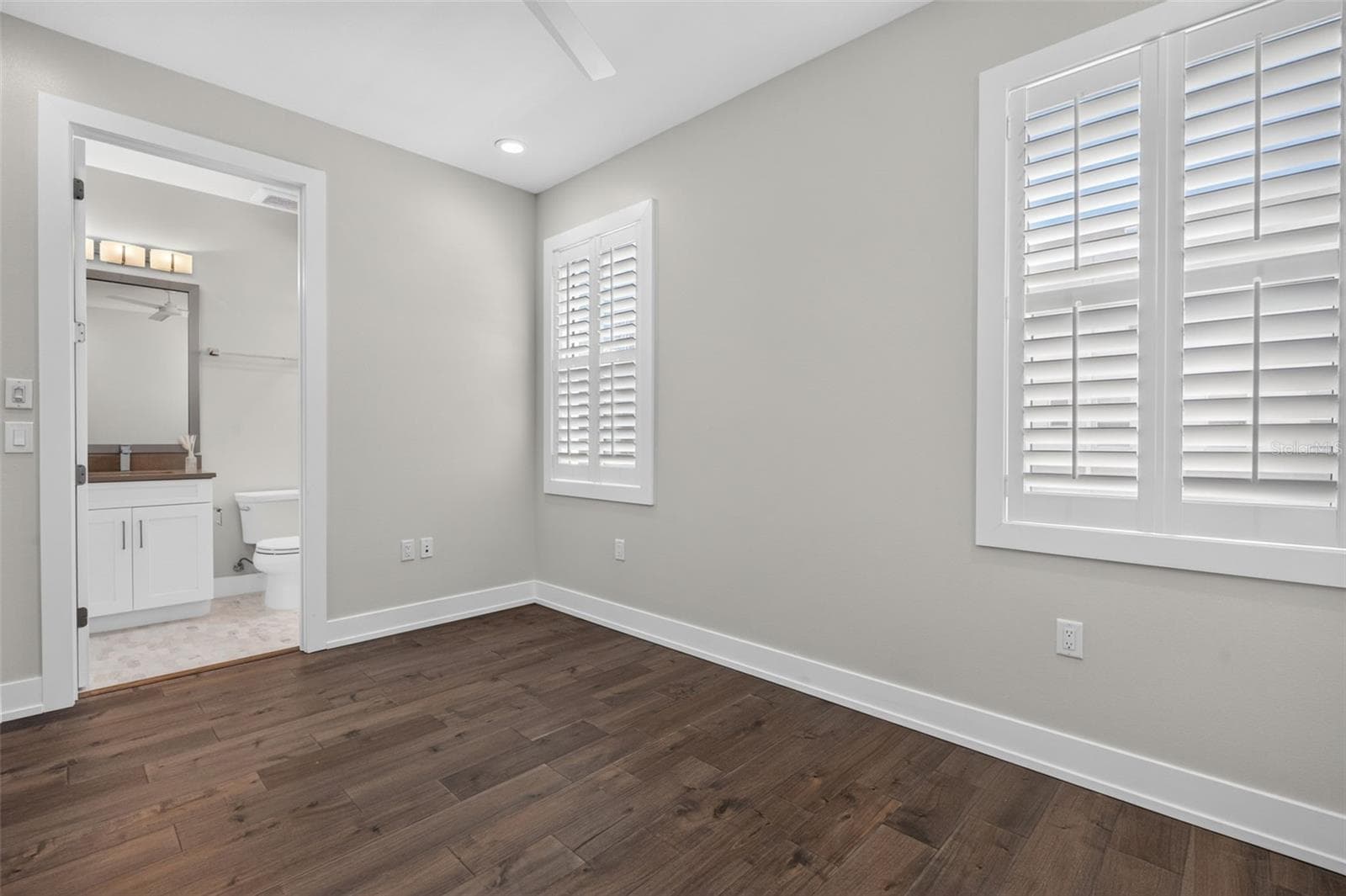 Condominium at 536 4TH AVE S #2, ST PETERSBURG, photo 34 of 59