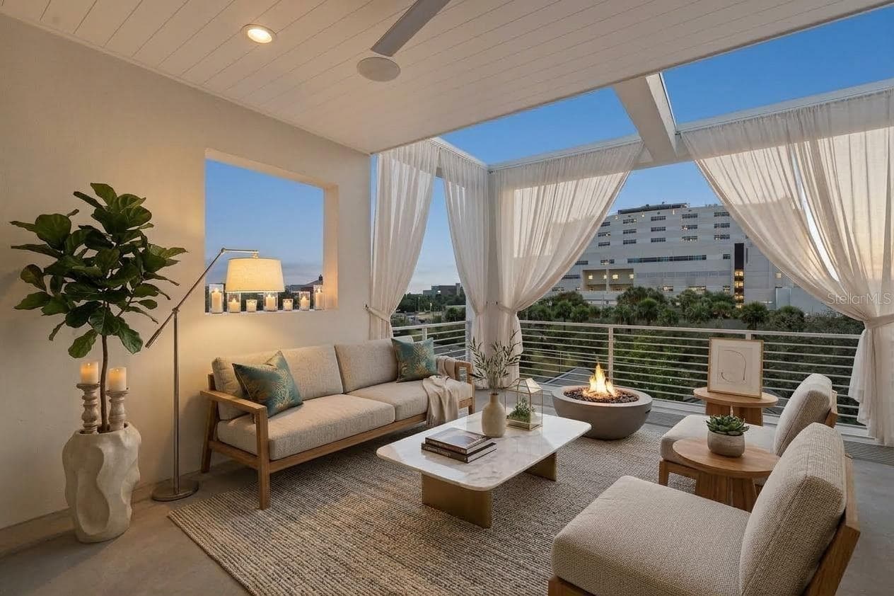 Roof Top Terrace - 536 4TH AVE S #2, ST PETERSBURG
