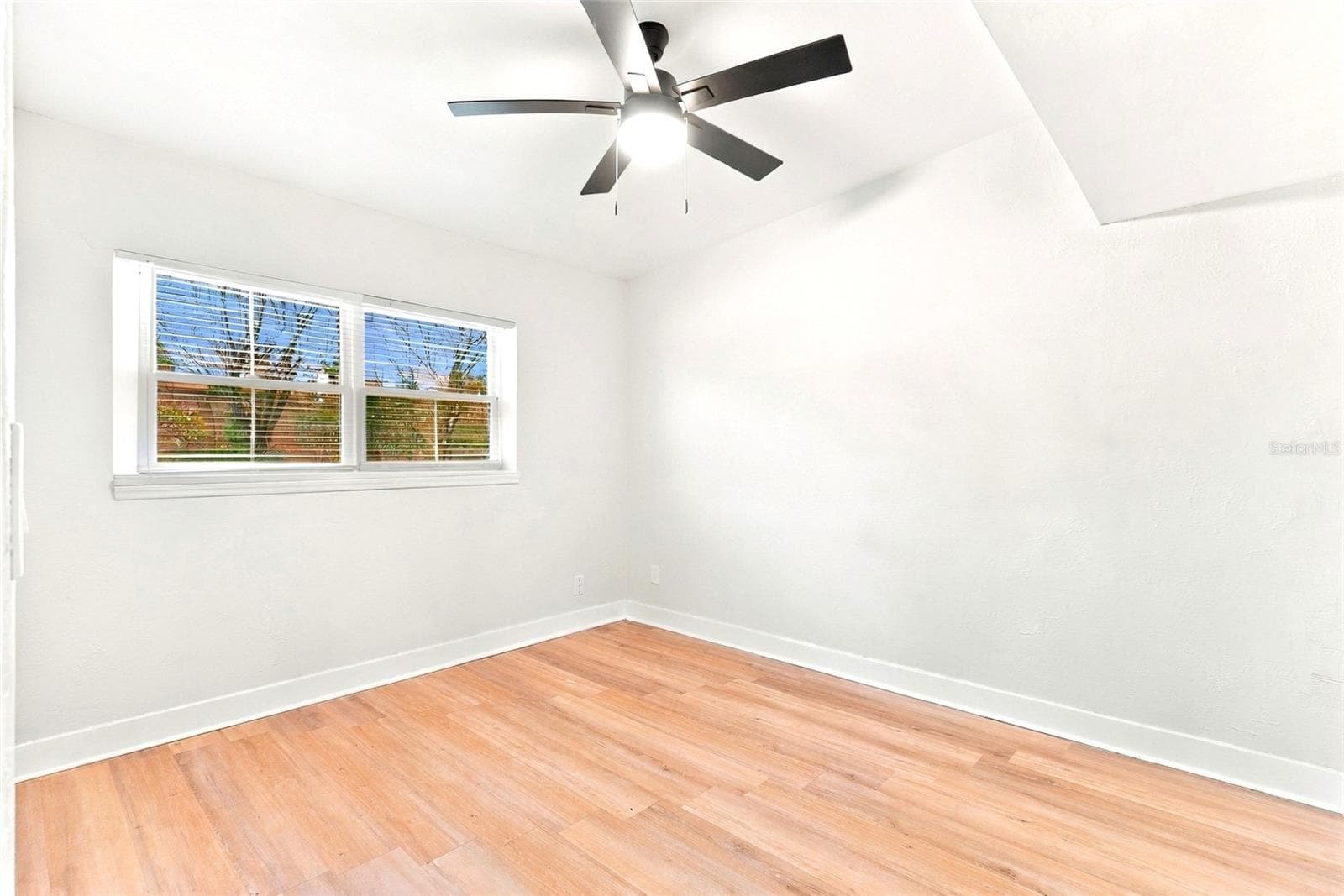 Single Family Residence at 340 55TH AVE S, ST PETERSBURG, photo 13 of 30