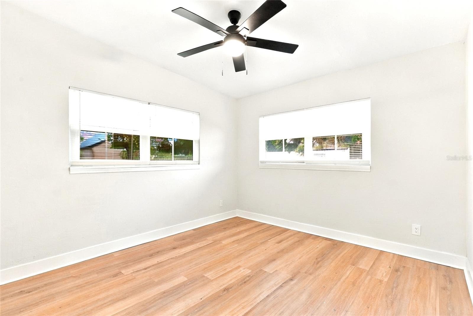 Single Family Residence at 340 55TH AVE S, ST PETERSBURG, photo 17 of 30