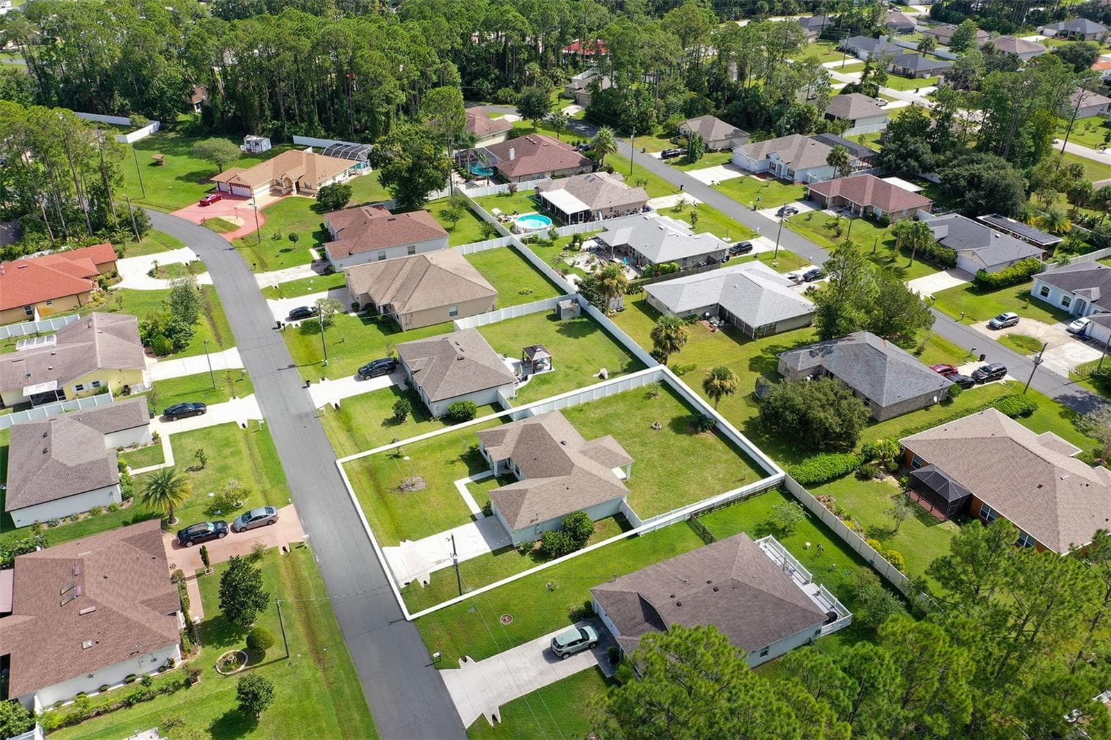 Single Family Residence at 18 POST OAK LN, PALM COAST, photo 3 of 19