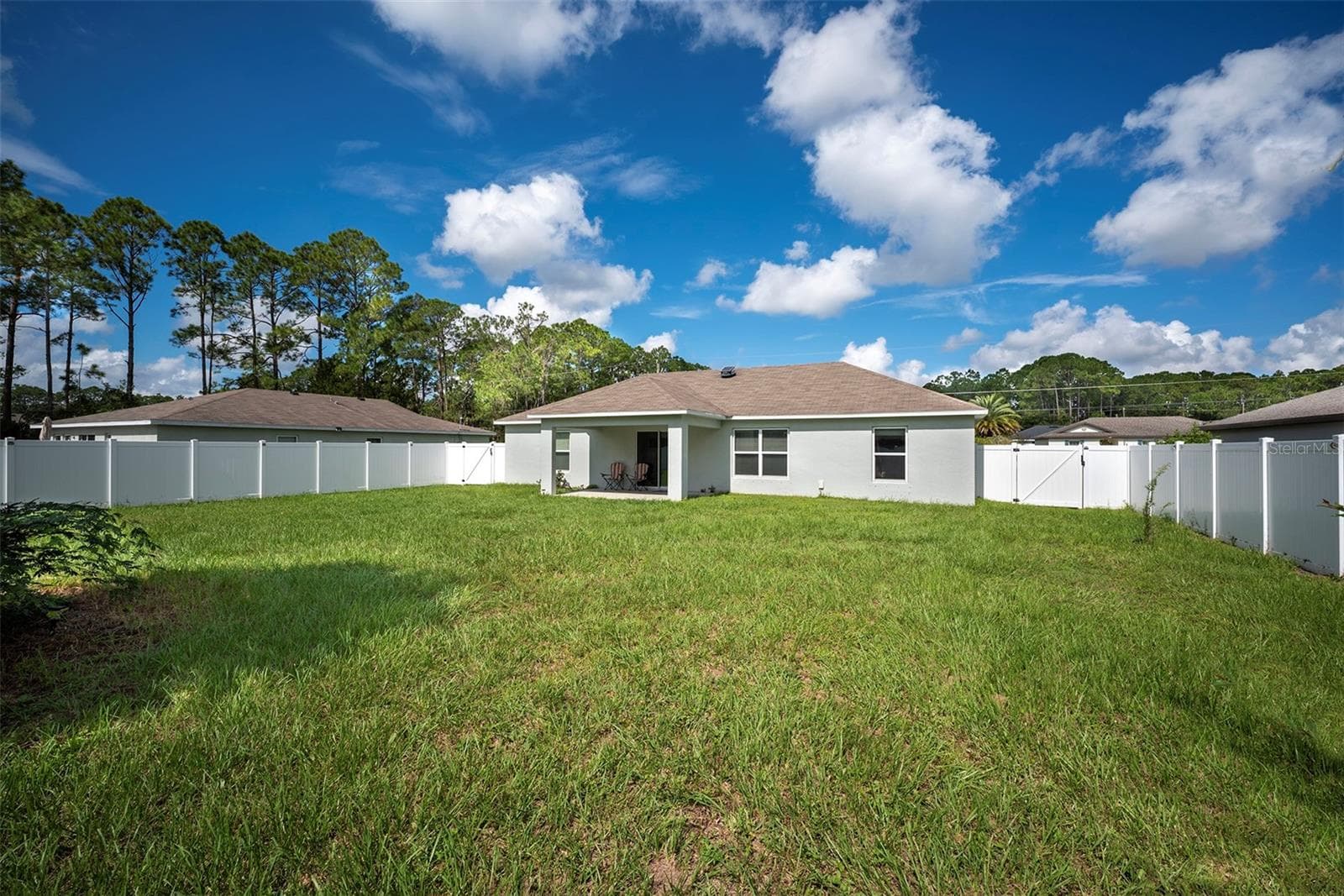 Single Family Residence at 18 POST OAK LN, PALM COAST, photo 6 of 19