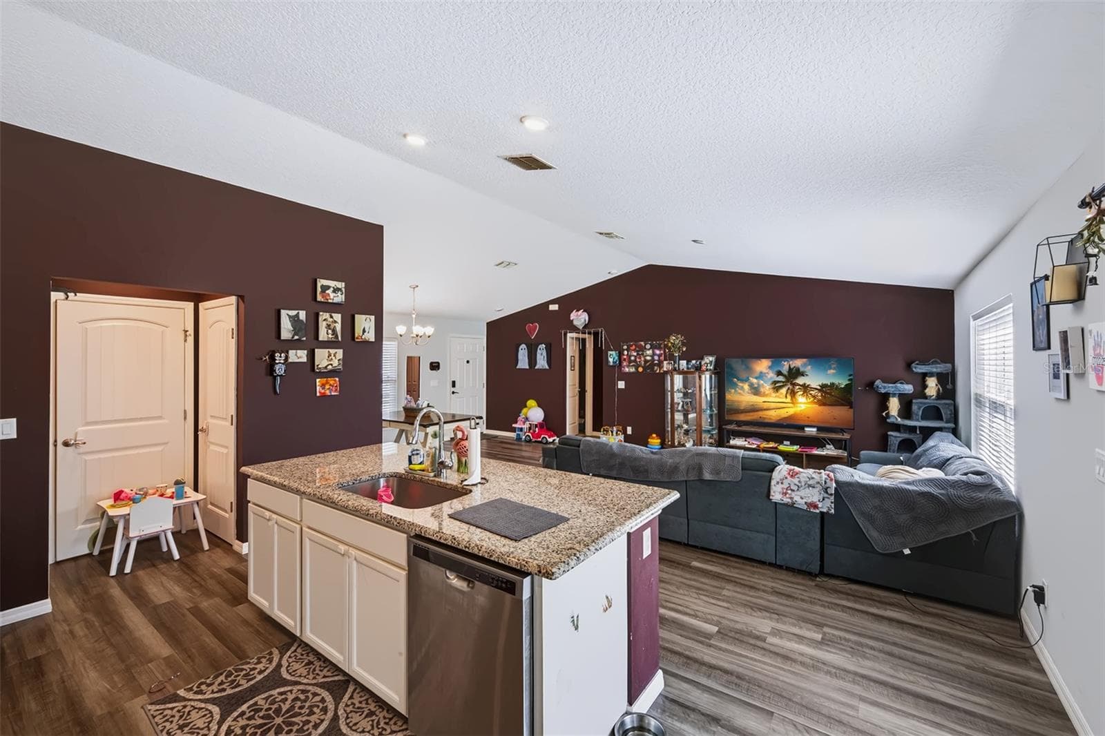 Single Family Residence at 18 POST OAK LN, PALM COAST, photo 10 of 19