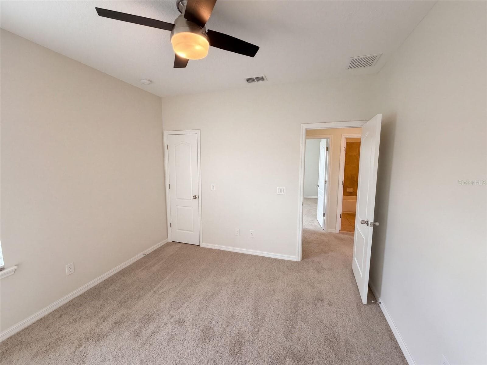 Single Family Residence at 8231 LAUREATE BLVD, ORLANDO, photo 18 of 37