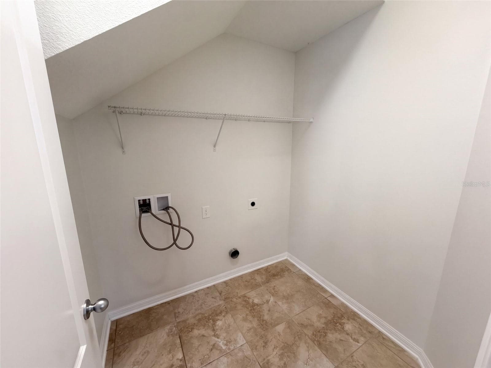 Single Family Residence at 8231 LAUREATE BLVD, ORLANDO, photo 29 of 37