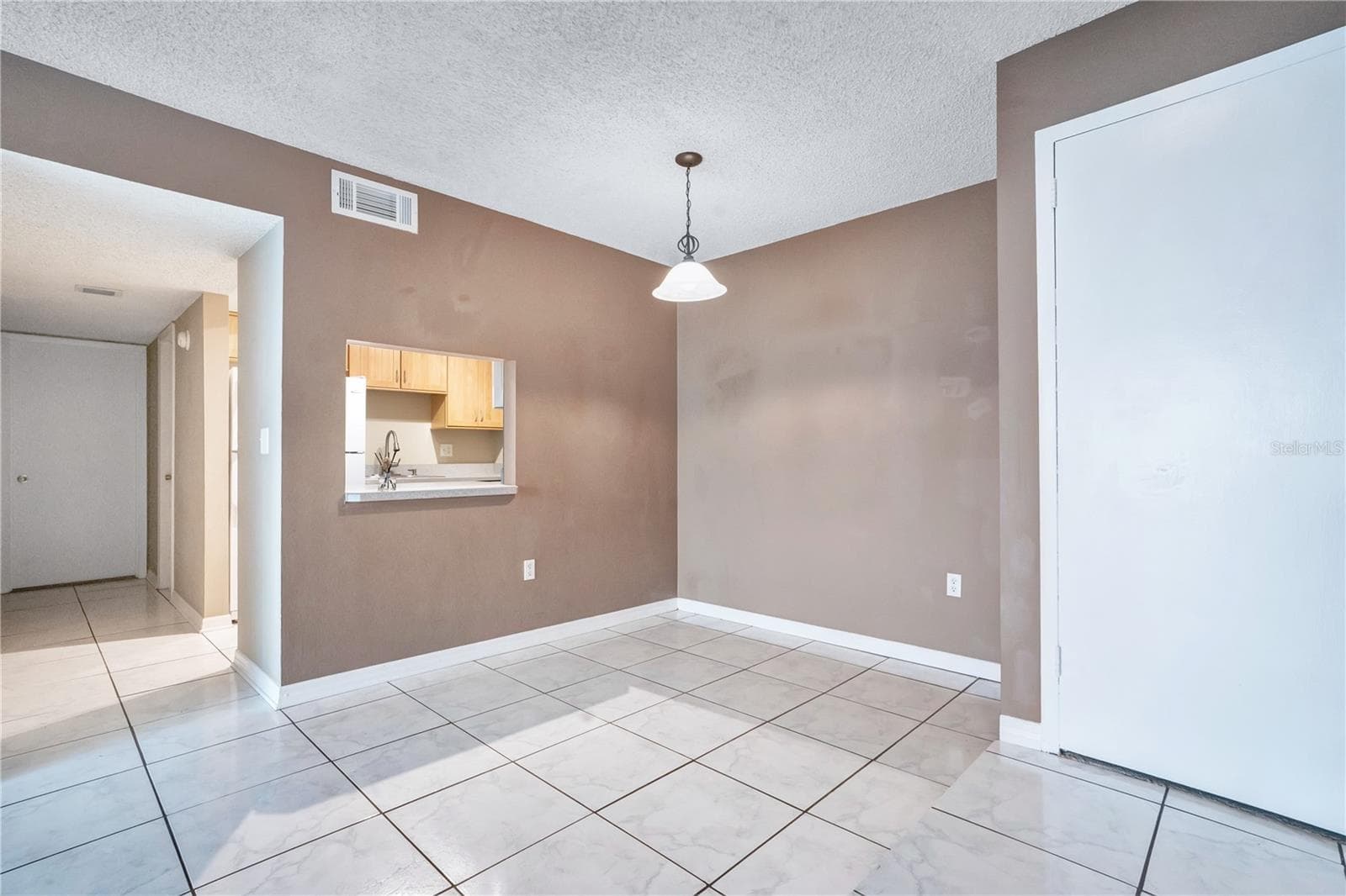 Dining Area - 3278 S SEMORAN BLVD #12, ORLANDO