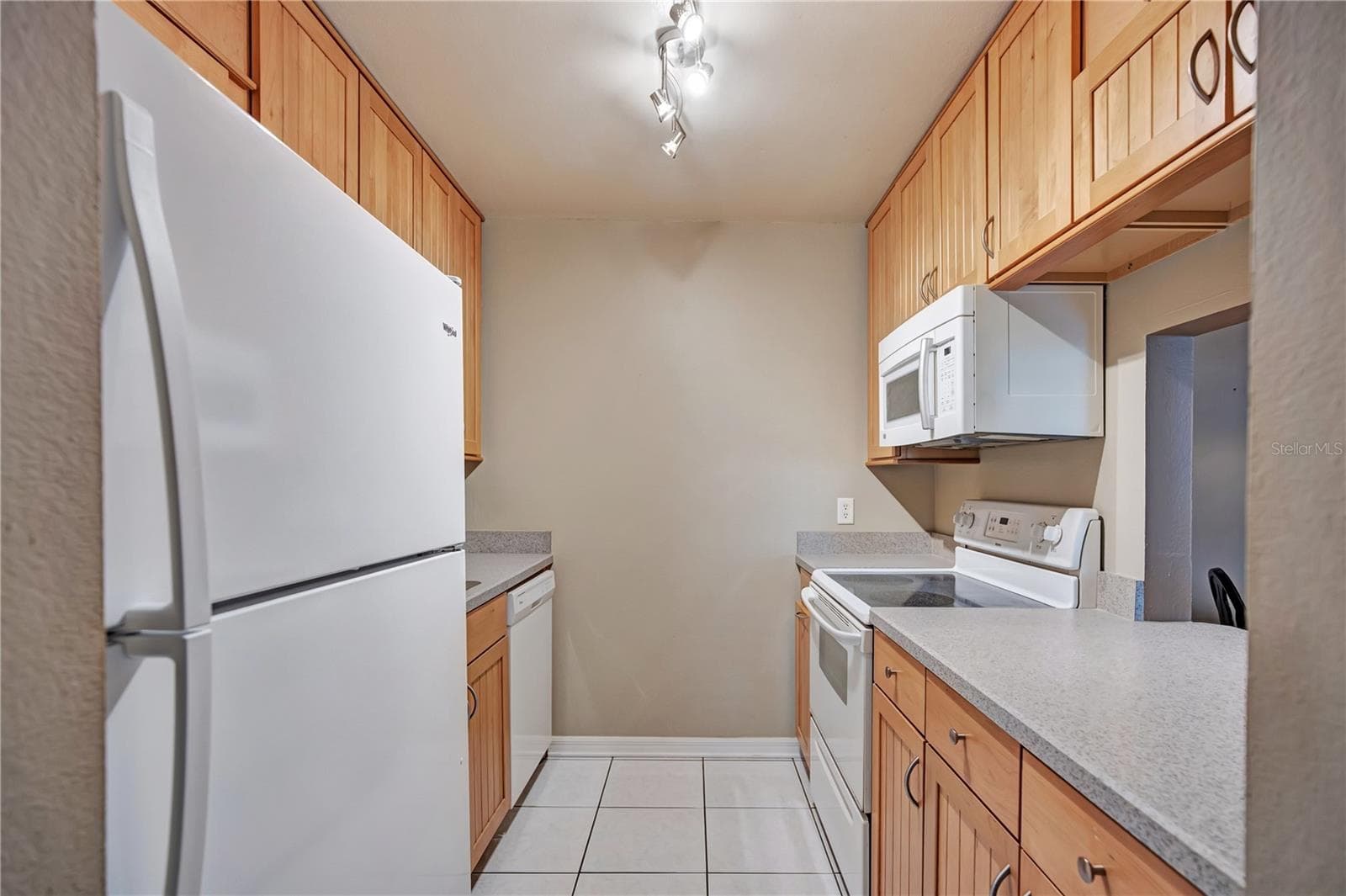 Kitchen - 3278 S SEMORAN BLVD #12, ORLANDO