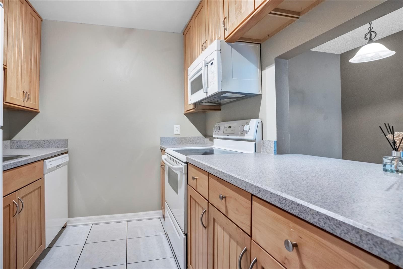 Kitchen - 3278 S SEMORAN BLVD #12, ORLANDO