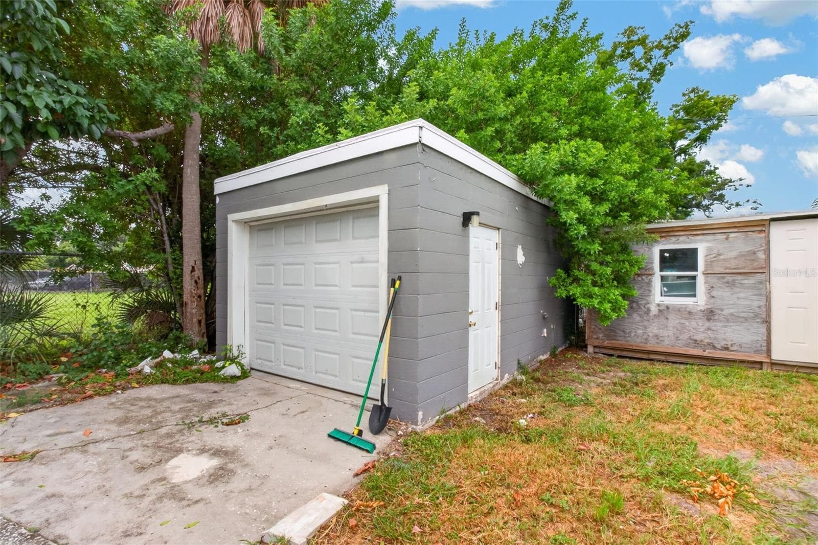 Detached Garage - 2452 17TH AVE S, ST PETERSBURG