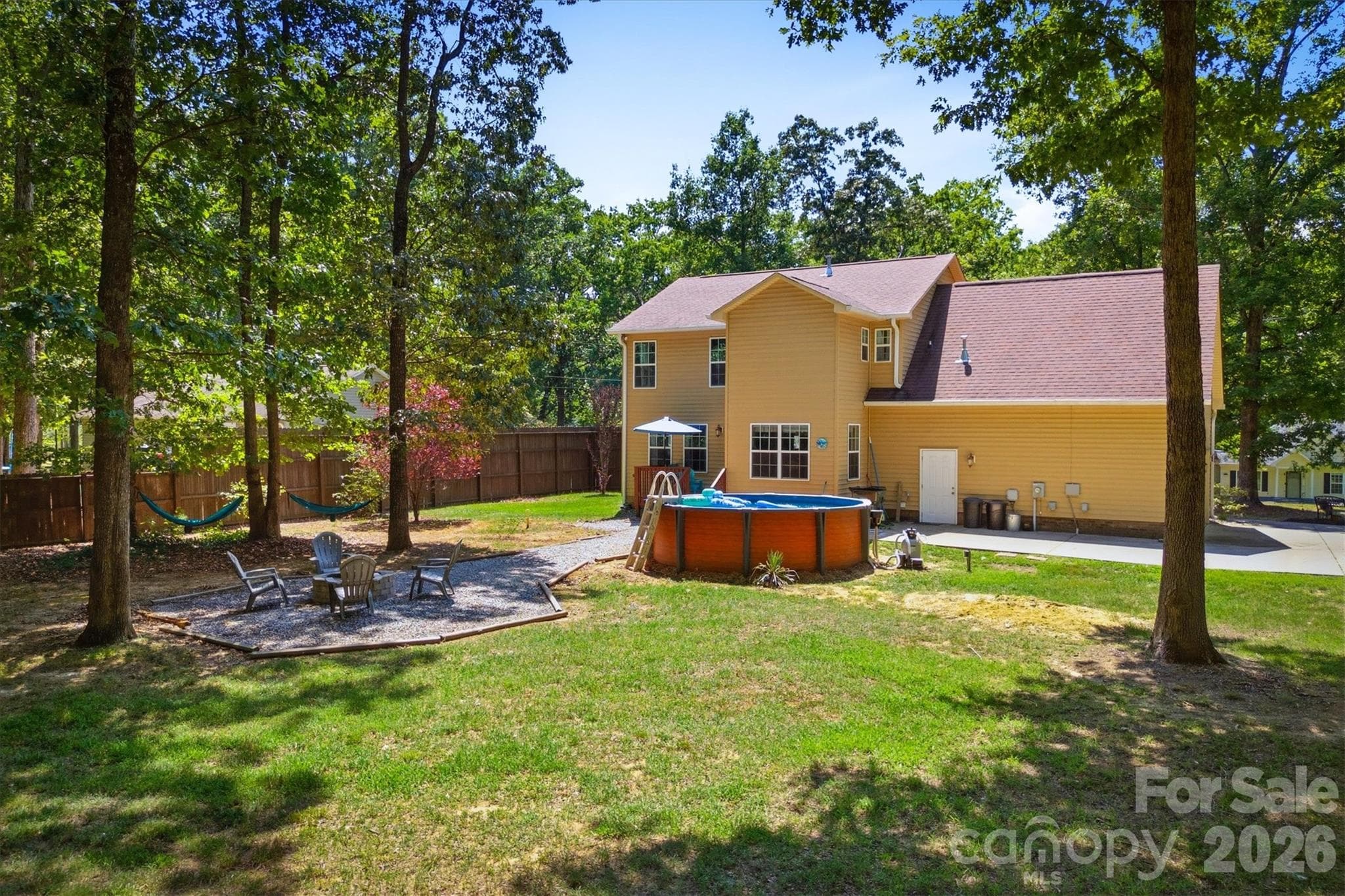 Beautiful big backyard with pool and firepit - 802 White Oaks Circle, Monroe