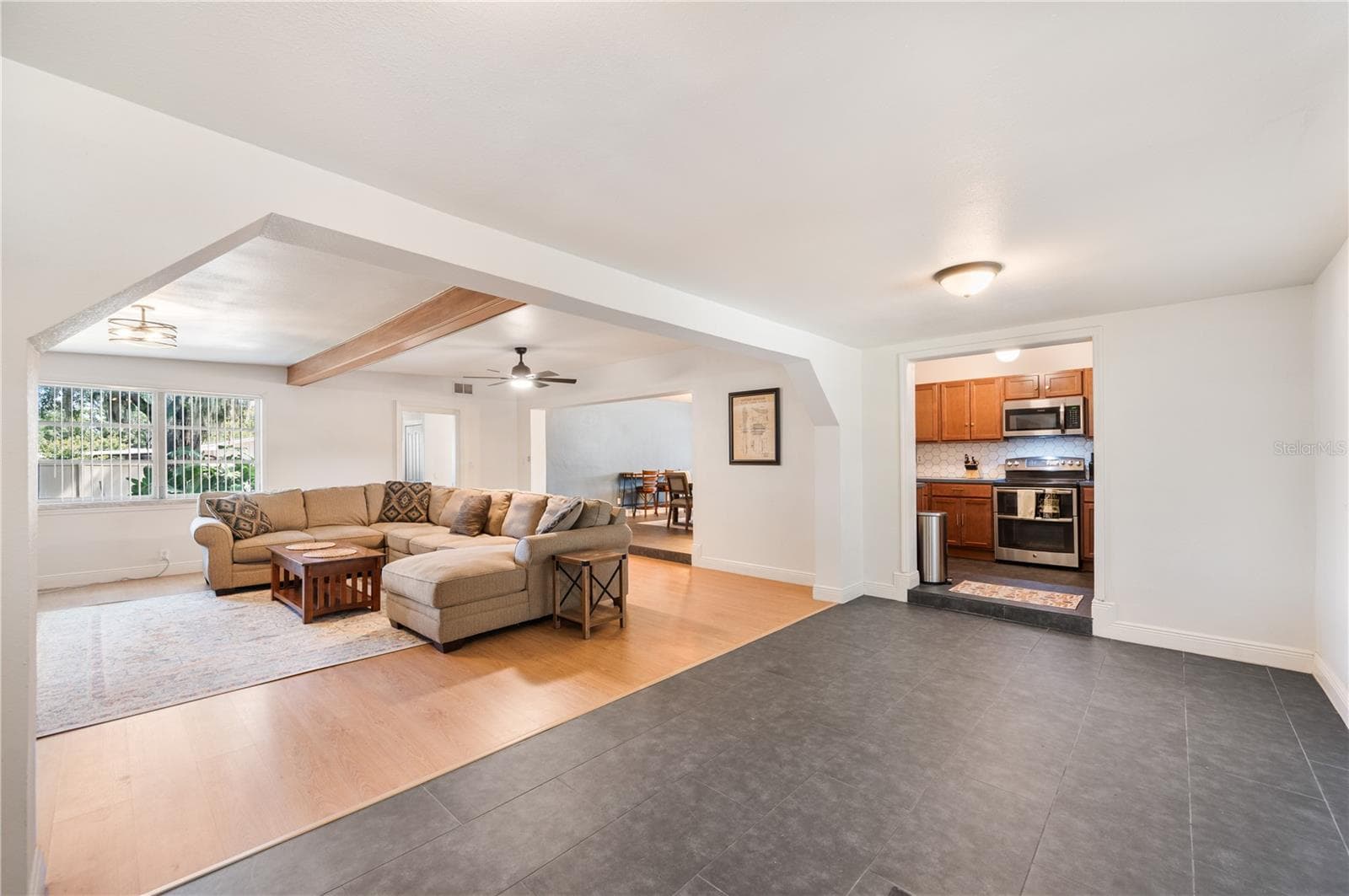 Single Family Residence at 1430 E EDGEWOOD DR, LAKELAND, photo 10 of 57