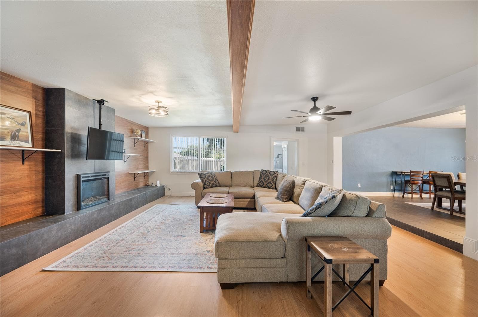 Single Family Residence at 1430 E EDGEWOOD DR, LAKELAND, photo 11 of 57
