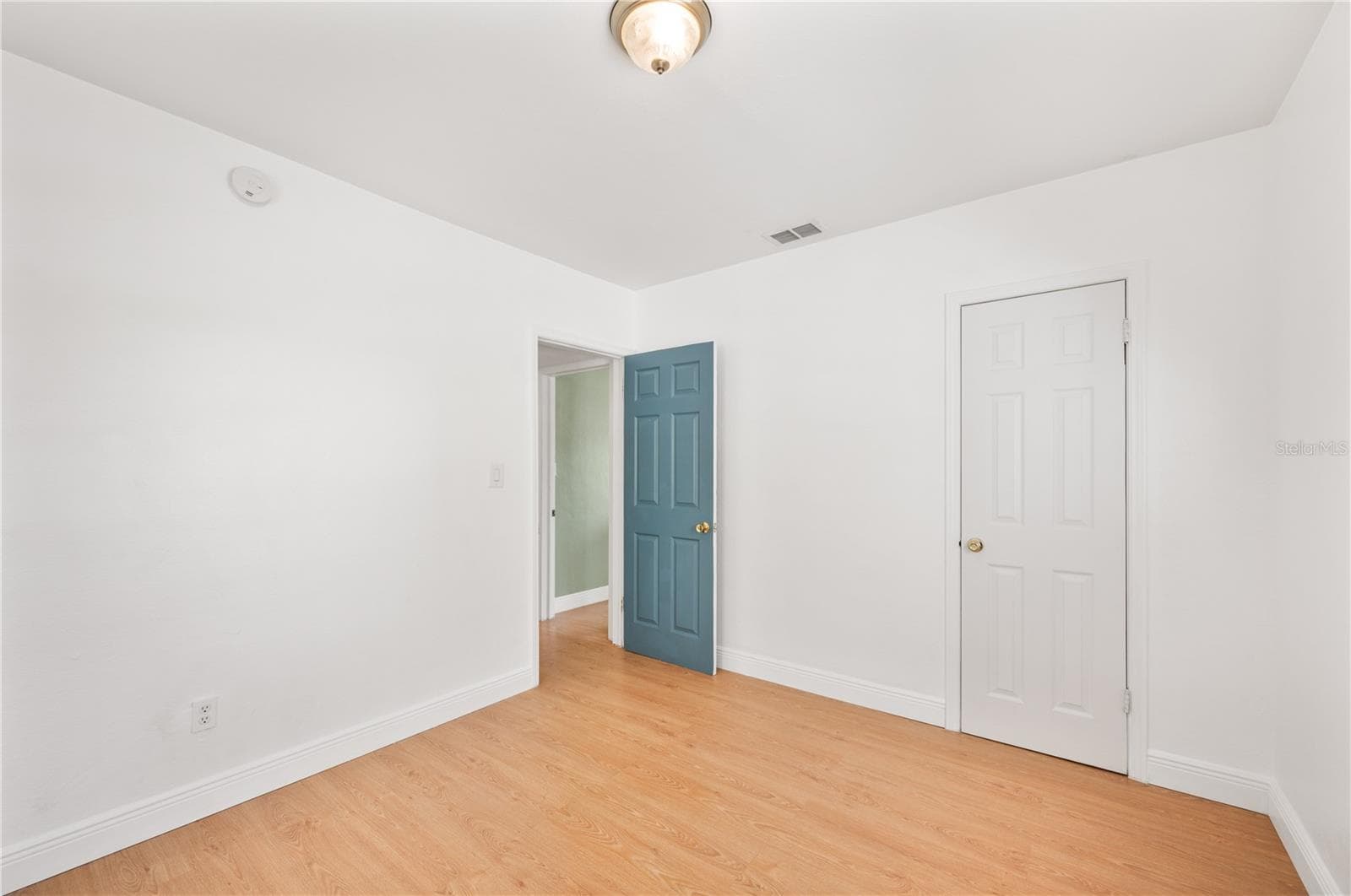 Single Family Residence at 1430 E EDGEWOOD DR, LAKELAND, photo 42 of 57